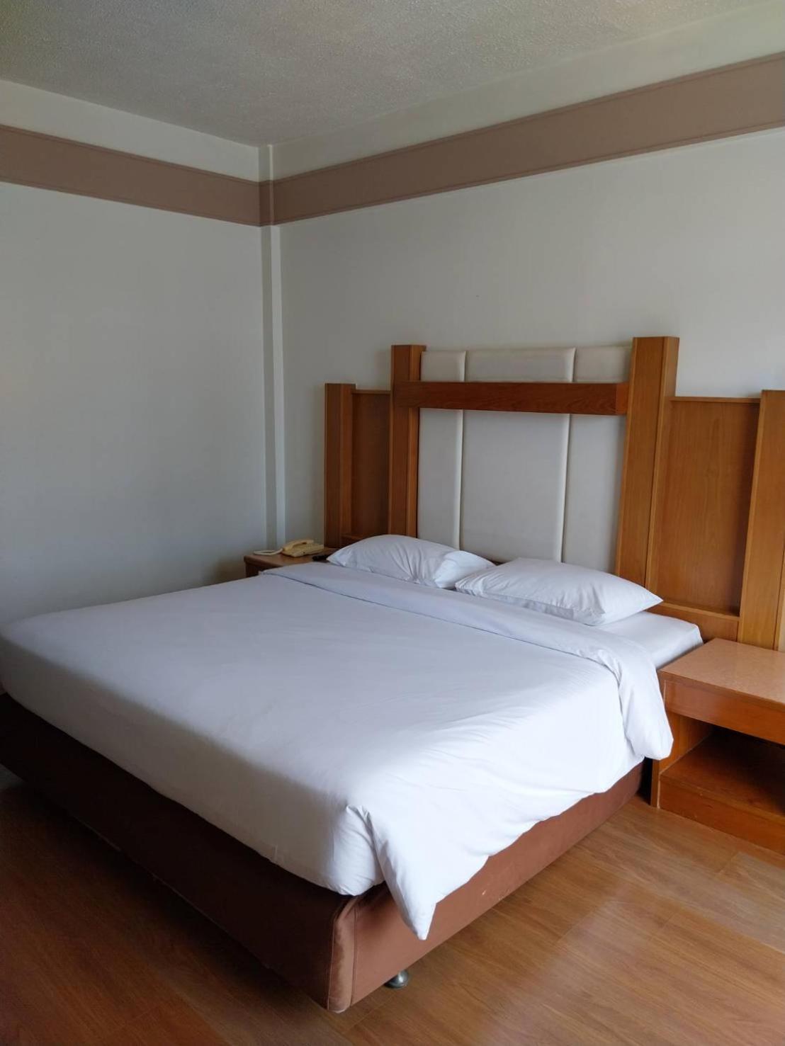 Golden Beach Hotel פאטאיה מראה חיצוני תמונה